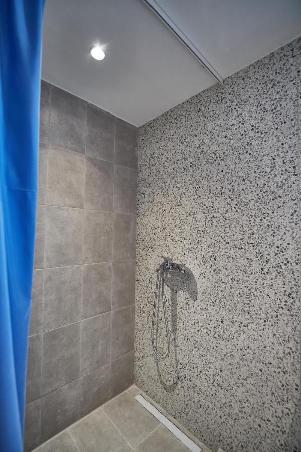 Апартаменты Spacious And Cozy In